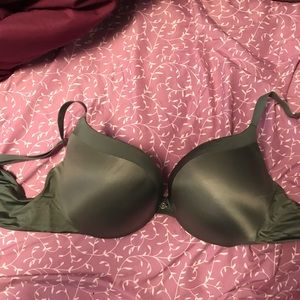 Victoria Secret bra size 36D equivalent to a 38C